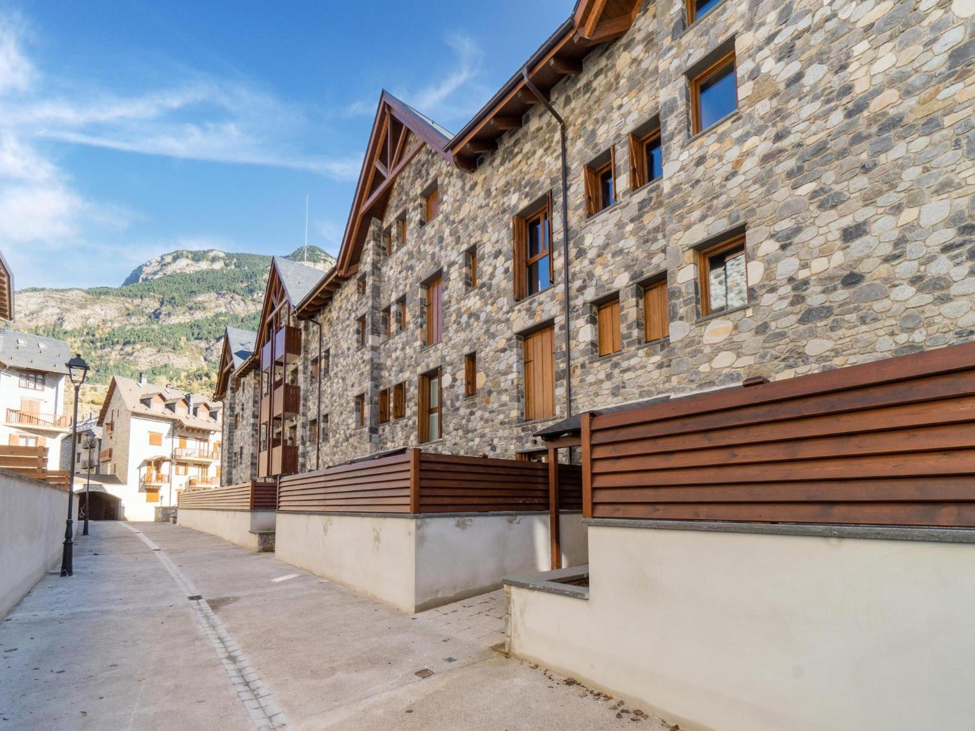 Апартаменти Natusliving Benasque E Екстер'єр фото