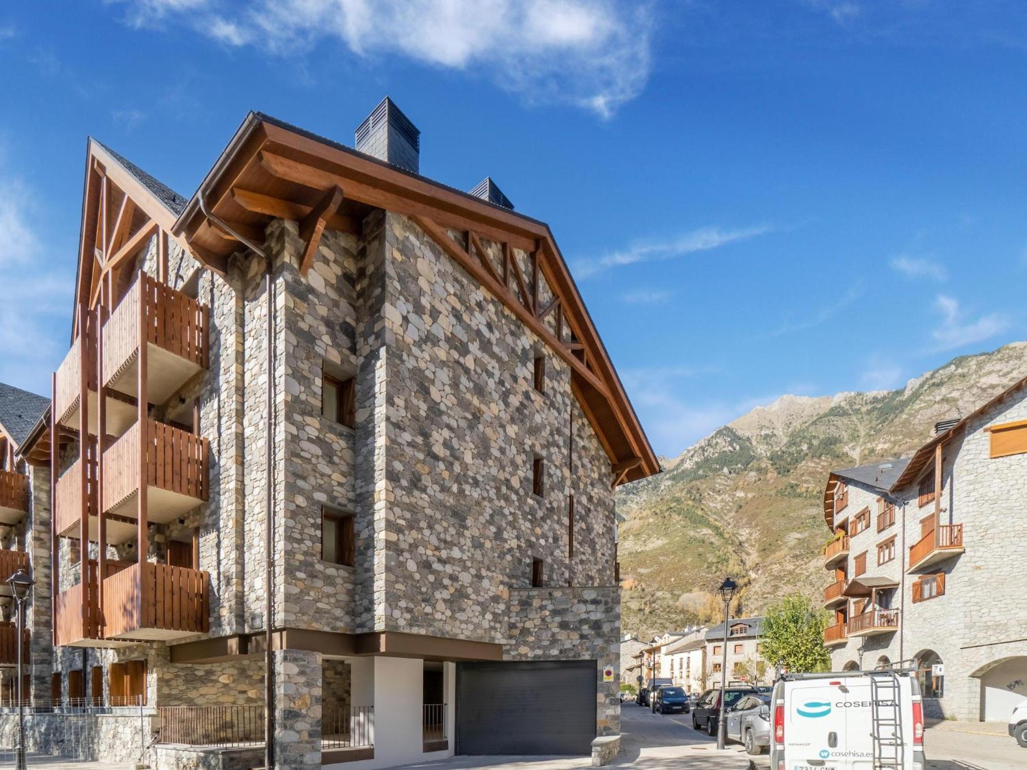 Апартаменти Natusliving Benasque E Екстер'єр фото
